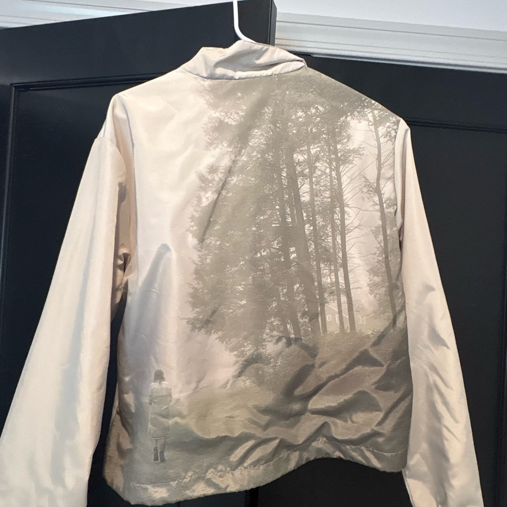 Taylor Swift Women's Cream Half-Zip Anorak Jacket - Picture 3 of 3